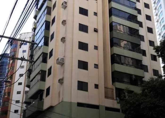 Apto 40M Av Atlantica - Balneario Camboriu